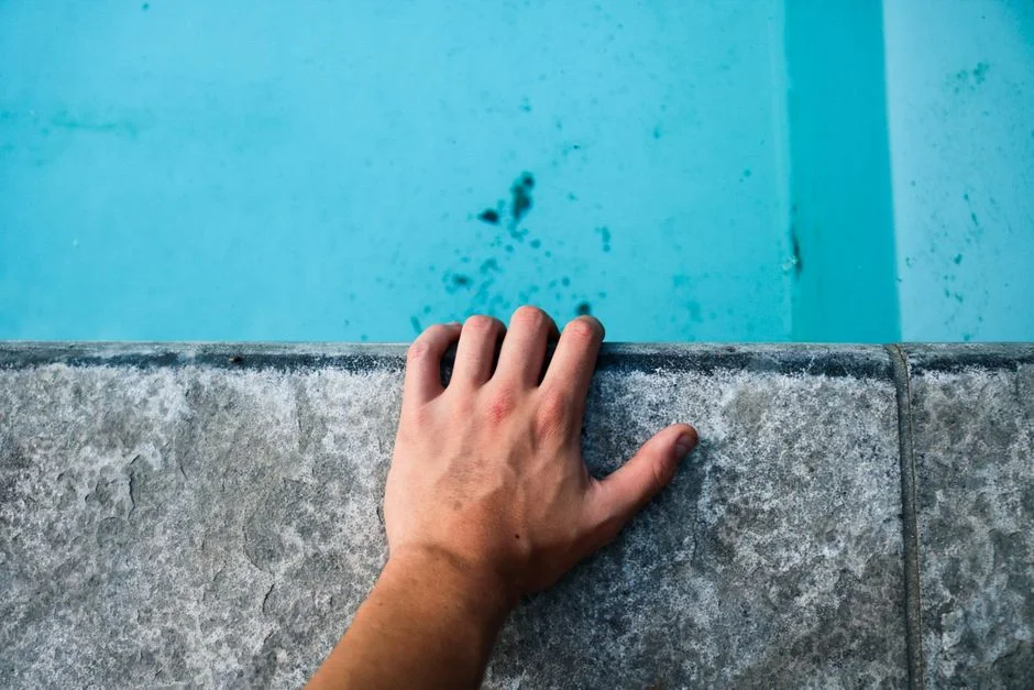 Crystal clear swimming pool in Pretoria